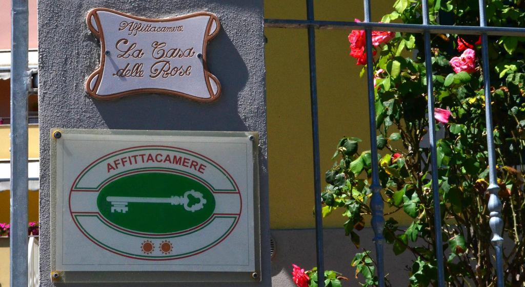 La Casa Delle Rose Affittacamere La Spezia