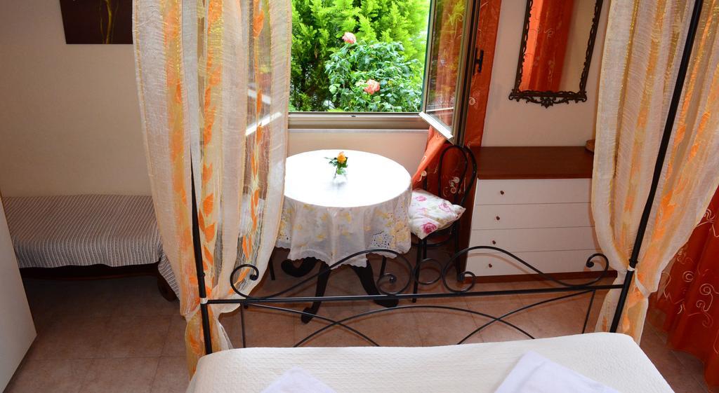 La Casa Delle Rose La Spezia