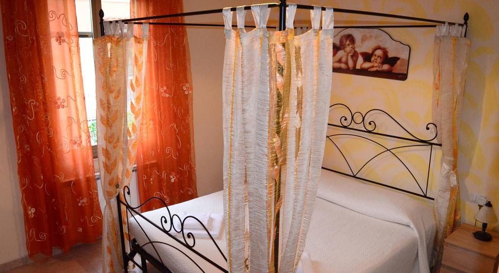 Gasthof La Casa Delle Rose With Air Conditioning La Spezia